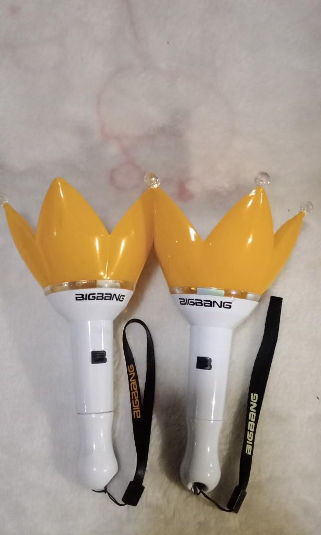 Bigbang Official lightstick (Category: Luxury Accessories) located in Manila. Submitted by anvicnicajeff (Listing ID 1174632971, Image 2). Description: Bigbang official lightstick all official lighstick take all for 6k with battery.