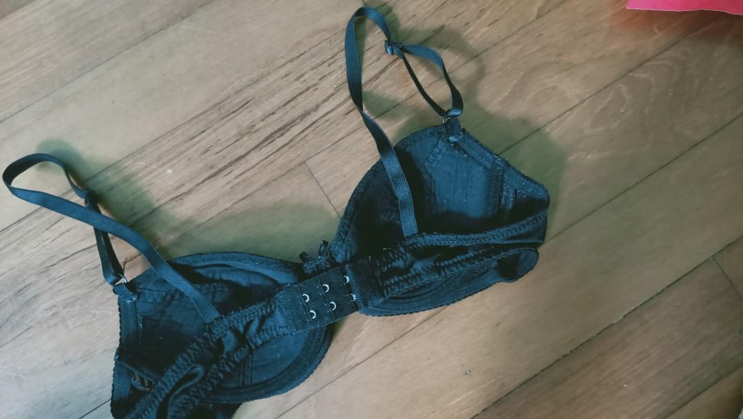 6IXTY8IGHT - Luxe lace bras at affordable prices make us very