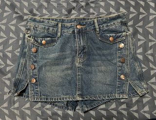 (Category: ) located in . Submitted by ip88888888 (Listing ID 1174558905, Image 1). Description: .