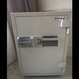 (Kategori: ) berada di . Dikirim oleh tokoderce (ID iklan 1174620109, Gambar 1). Deskripsi: .