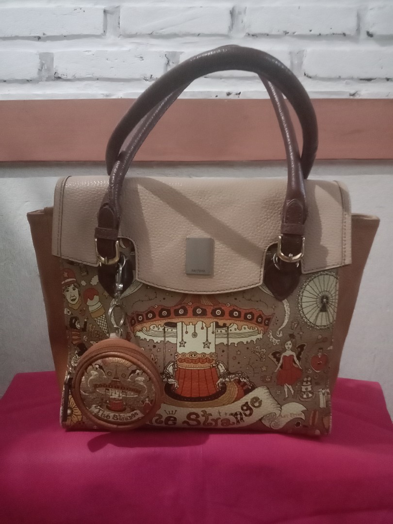 Jual BRERA Artlab Zip up Handbag - Jakarta Pusat - Mel_dshop