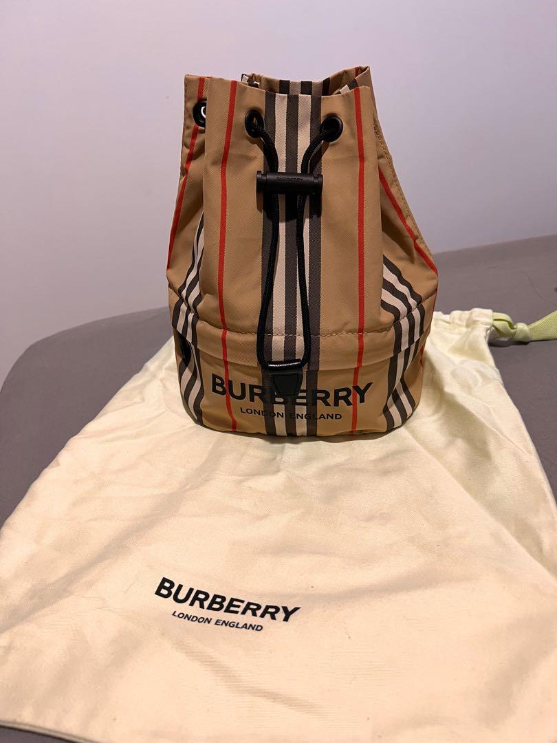 Burberry drawcord sales pouch