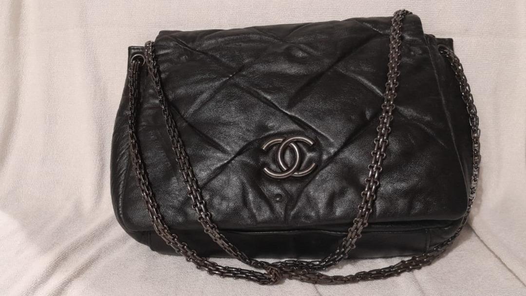 Chanel Leather Bag Black, Luxury, Bags & Wallets on Carousell