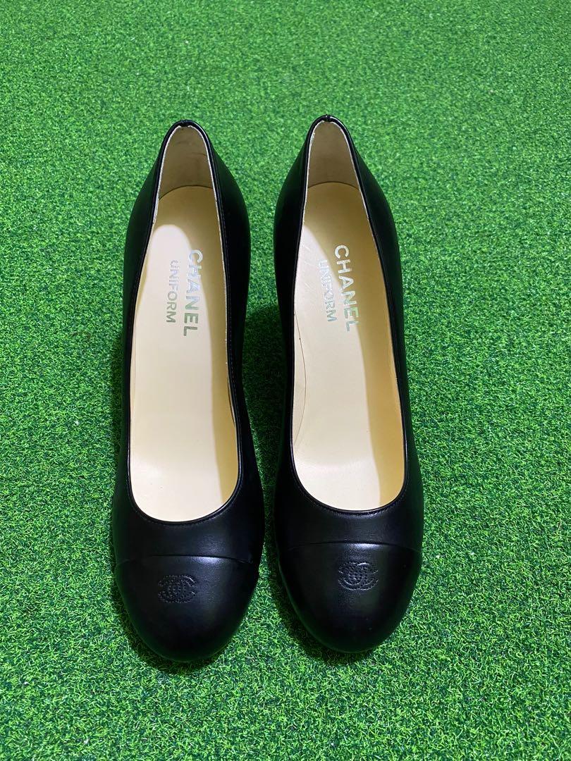 Chanel top uniform shoes