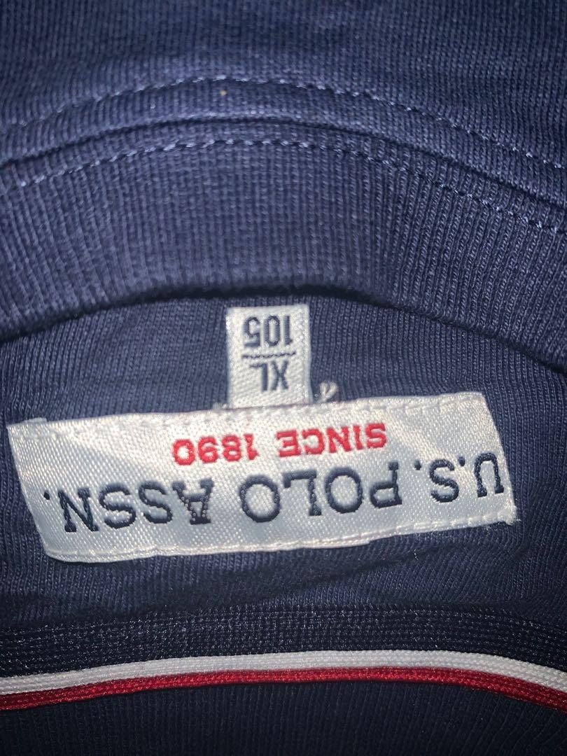 Crewneck Polo, Fesyen Pria, Pakaian , Atasan di Carousell