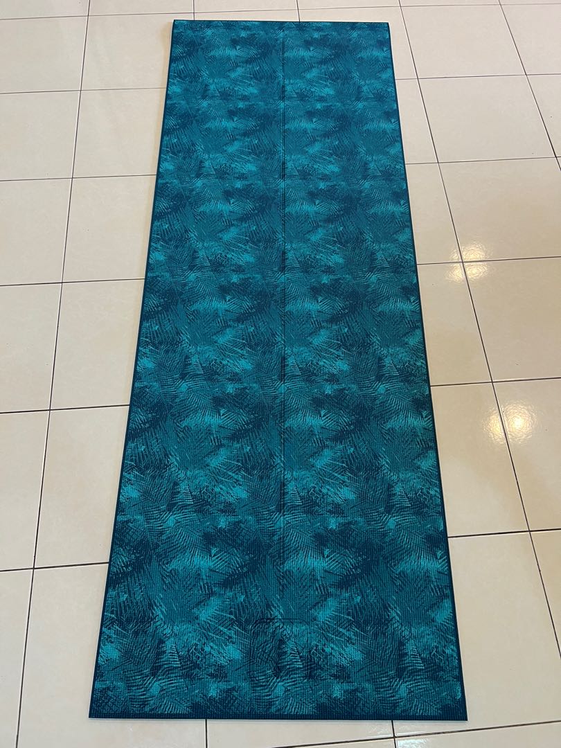 Decathlon Yoga Mat (8mm thick, 173x61cm) 100 foamed PVC, Sports Equipment, Exercise & Fitness
