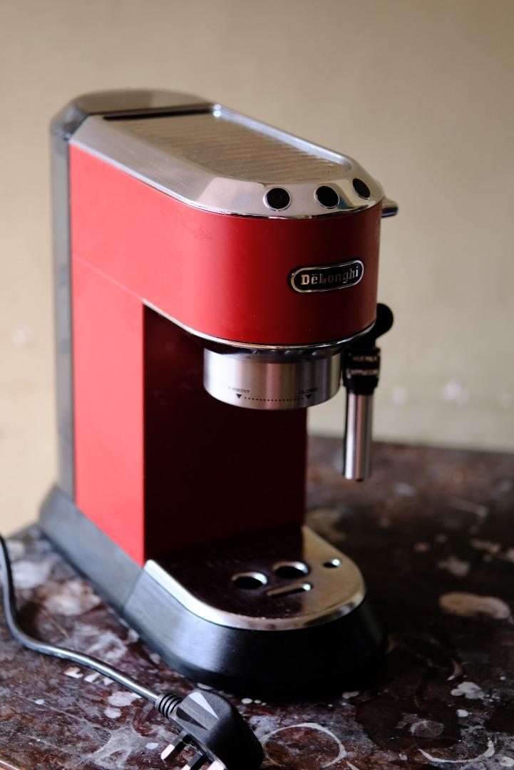 Delonghi Dedica Espresso Machine (RED) used for 4 months only, TV