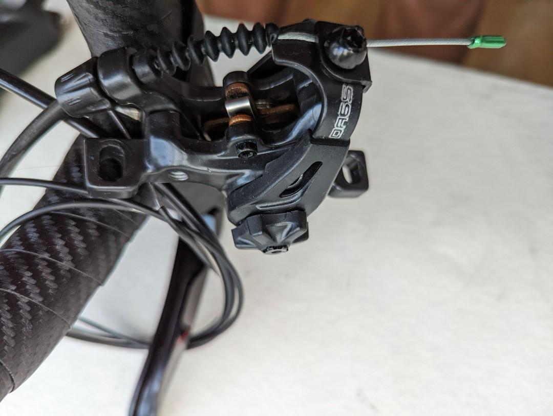 Drop handlebar, disc brakes, lever shifter and stem, Sports Equipment