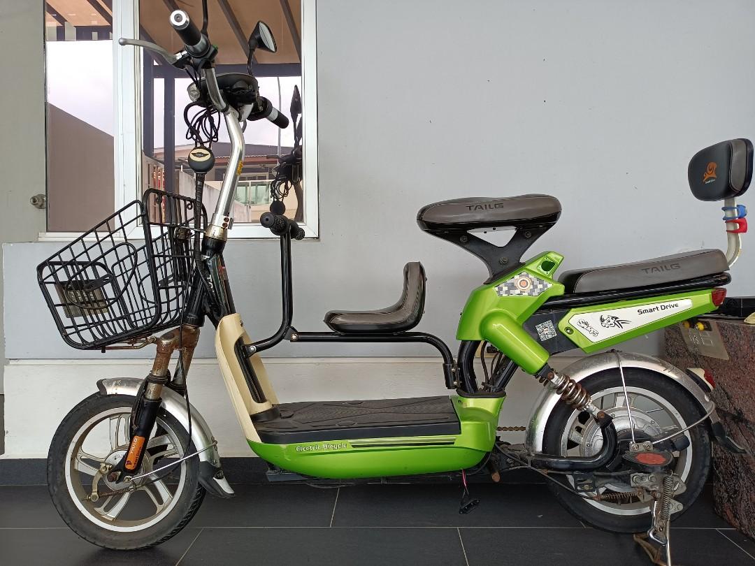 E bike hotsell 3 seater