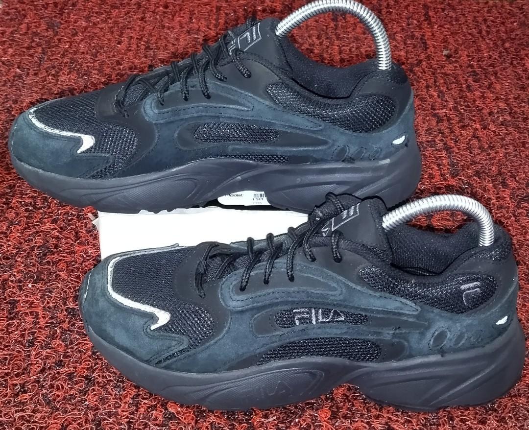 Fila triple deals