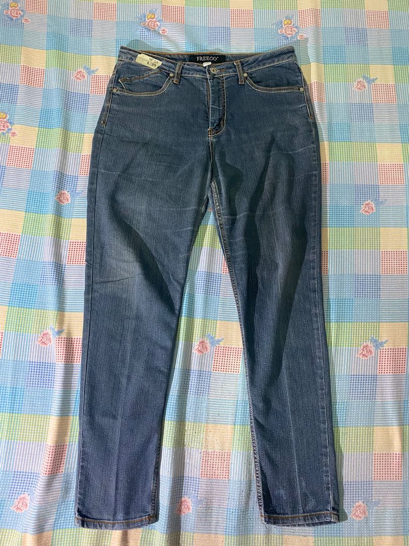 Freego Jeans, Women's Fashion, Bottoms, Jeans on Carousell