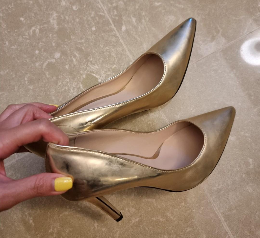 Gold heels hot sale size 10