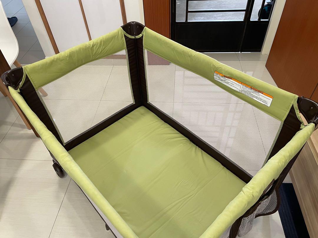 Graco Pack n Play, Travel Cot, Babies & Kids, Baby Nursery & Kids Furniture, Cots & Cribs on