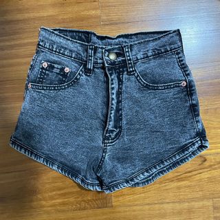 (Category: ) located in . Submitted by kfcheong20 (Listing ID 1174645095, Image 1). Description: .