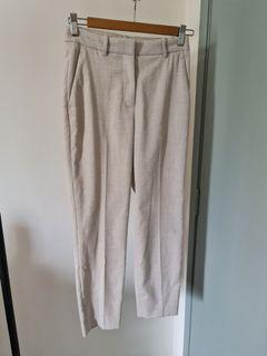H&M tailored trousers - size 32 beige