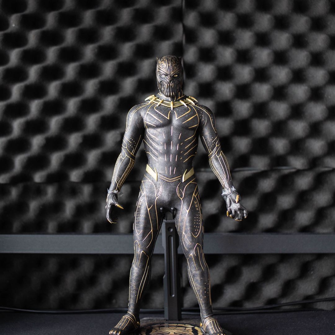 Killmonger outlet hot toys
