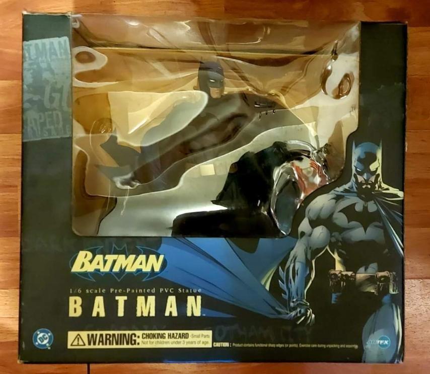 Kotobukiya Batman Hush Jim Lee statue (Category: Figurines & Statues) located in Pasig City. Submitted by flash0526 (Listing ID 1174650905, Image 3). Description: BIB 1/6 scale Kotobukiya ArtFX Jim Lee Hush Batman PVC statue of the original and rarer Blue and Gray version is priced at PHP6,500 only (Previously,000). Still in very good condition with minor blemishes..