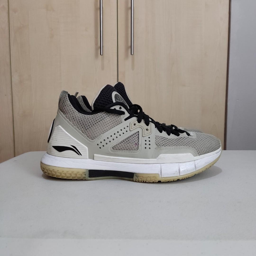 Li ning wow 5 store