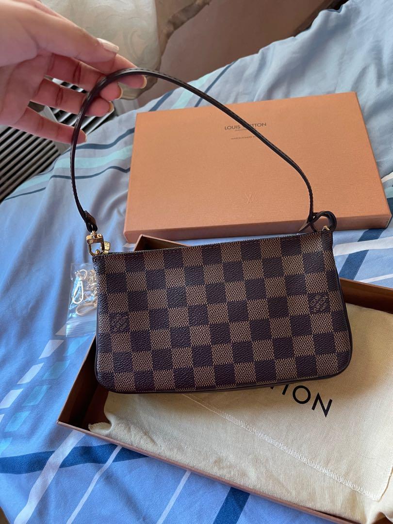 Navona louis vuitton deals