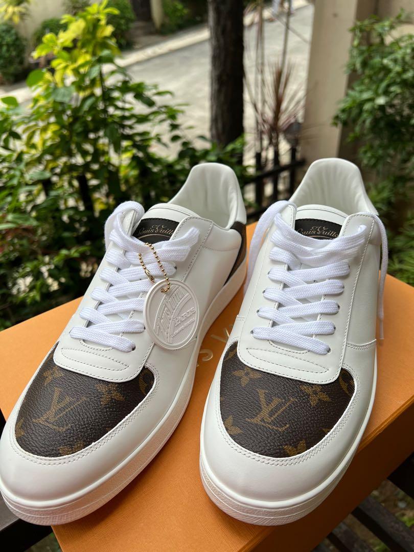 Rivoli leather low trainers Louis Vuitton Silver size 9 UK in