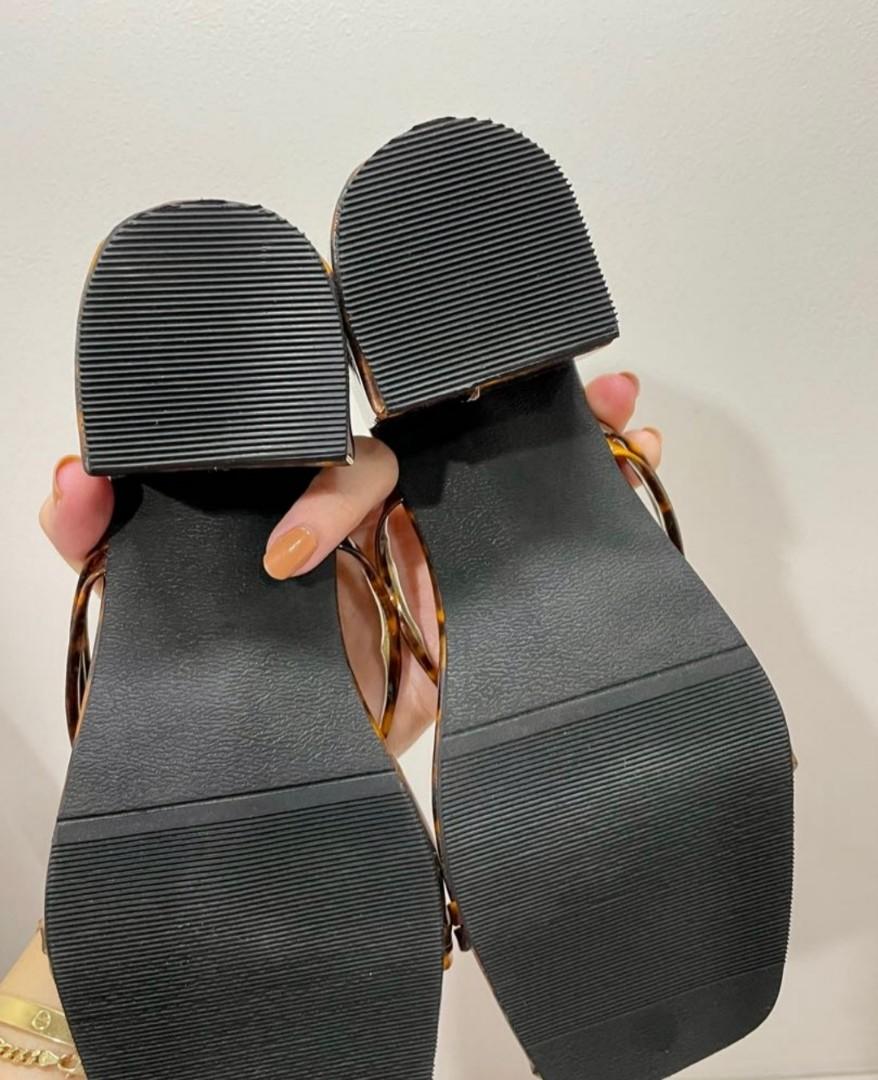 Marble Block Heels, Women's Fashion, Footwear, Heels on Carousell