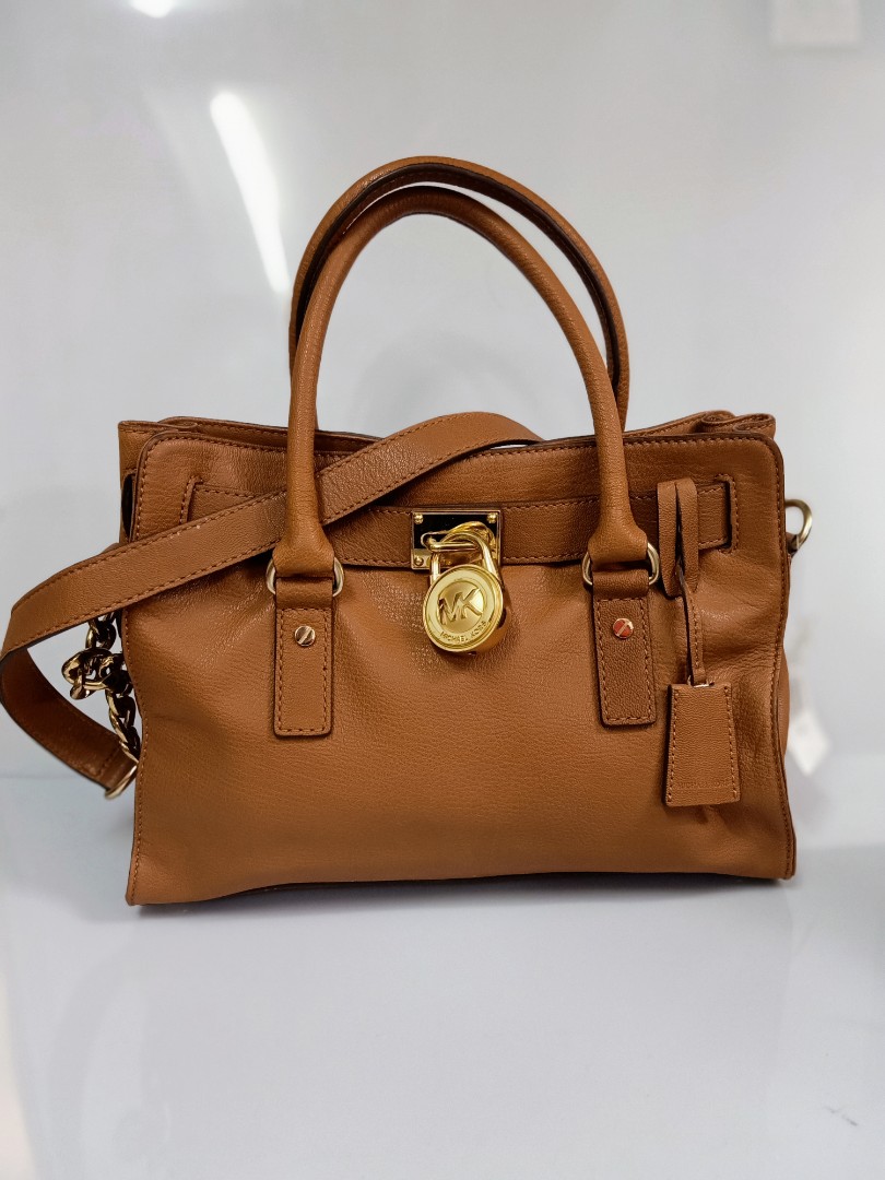 Michael kors Hamilton satchel leather bag, Luxury, Bags & Wallets on  Carousell