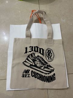 （分類：）位於 。 由 lickynico 提交（商品編號 1174665838，圖片 1）。簡介： 。