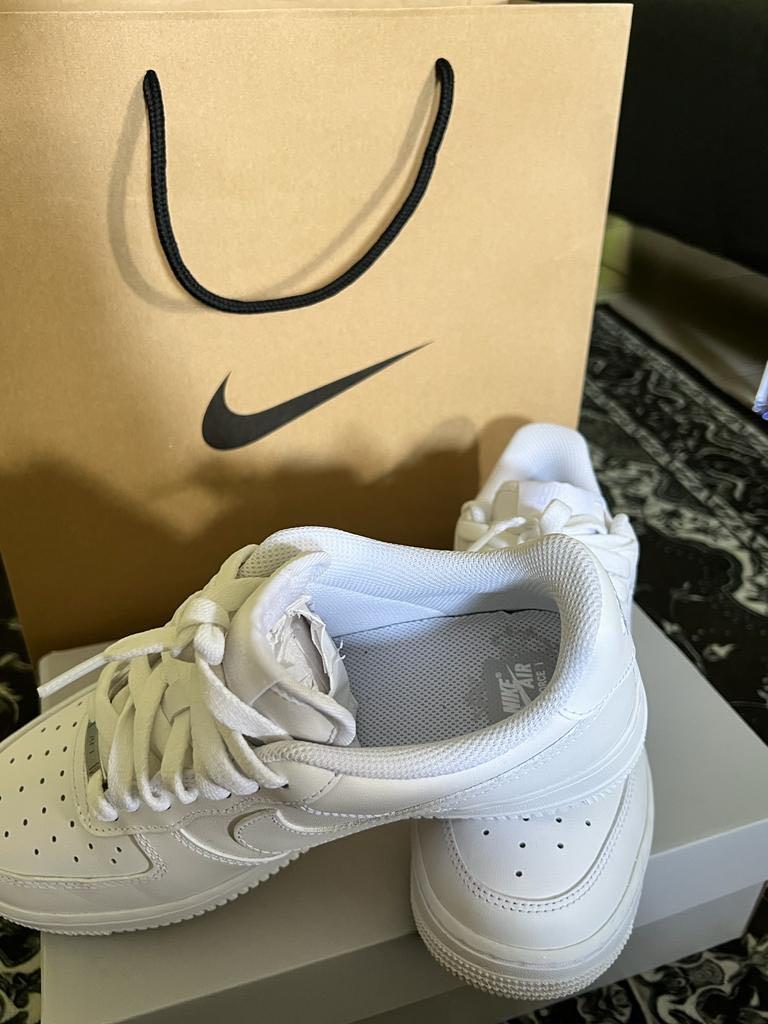 Air force 1 07 shop womens white size 6