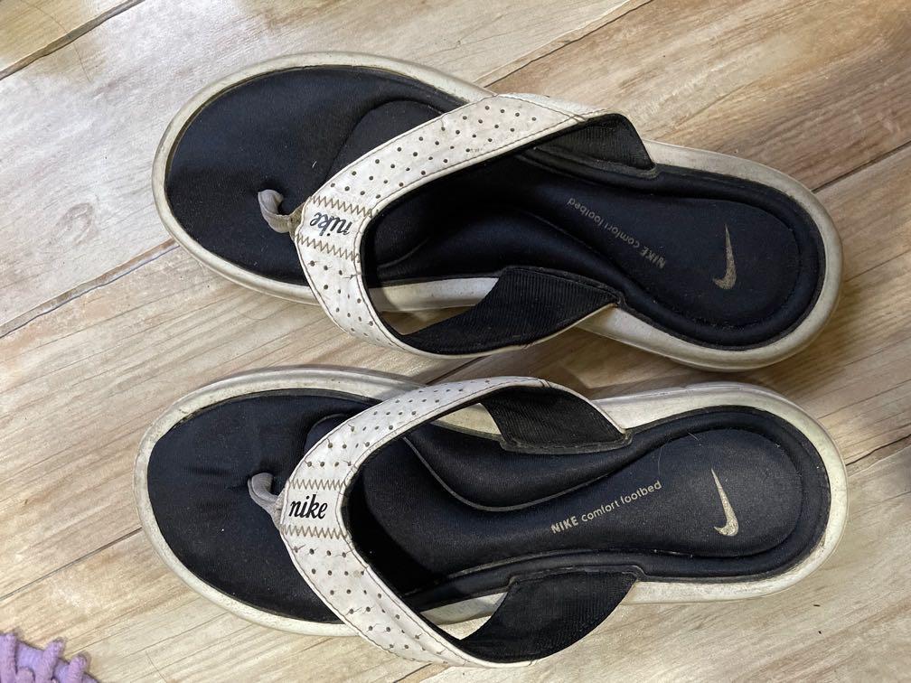 Nike slippers top comfort footbed