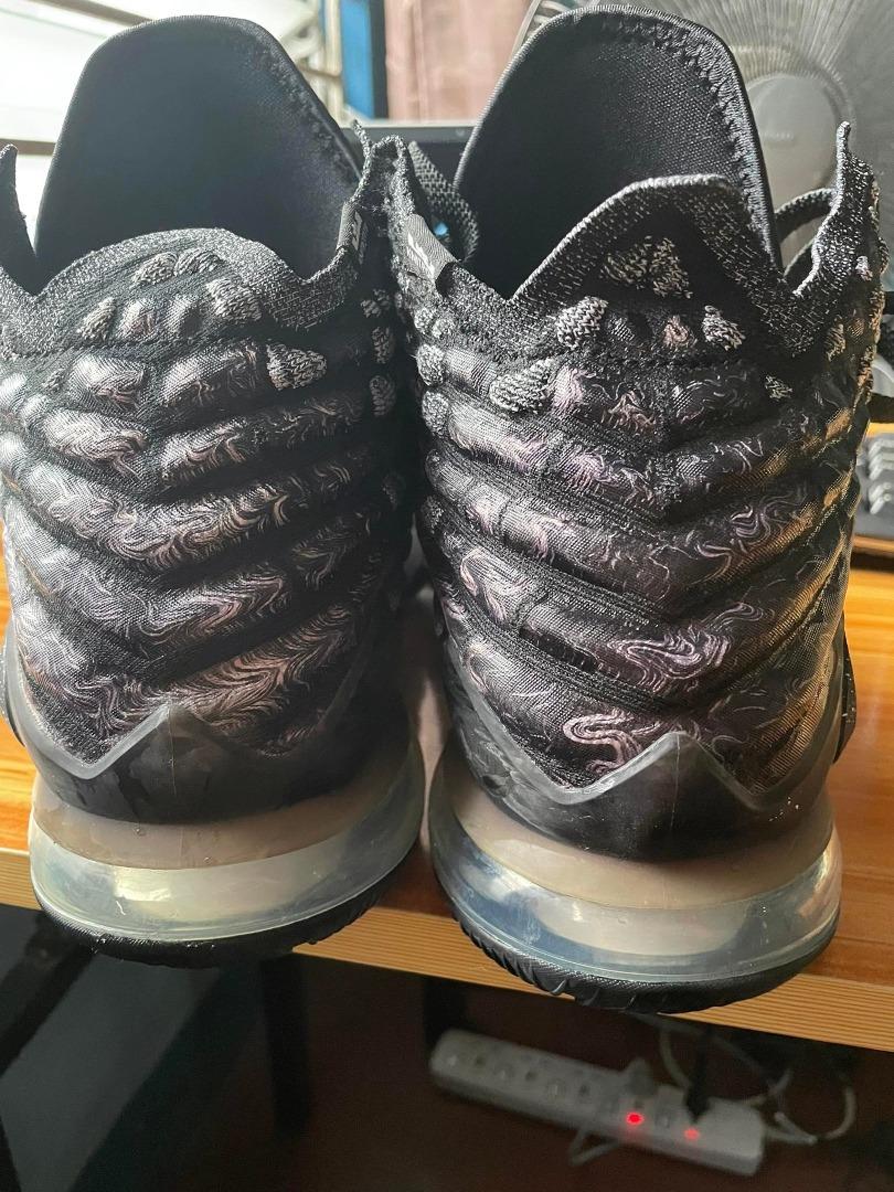 lebron 17 oreo on feet