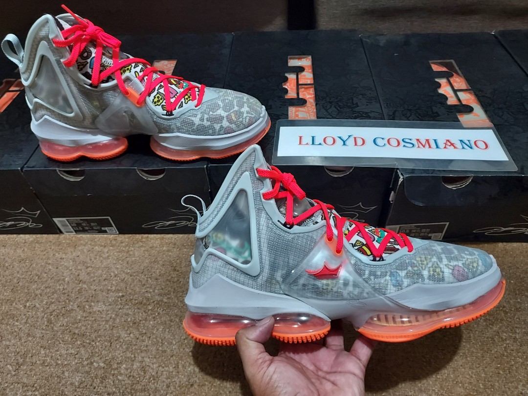 Nike LEBRON 19 "FAST FOOD", Men's Fashion, Footwear, Sneakers on Carousell