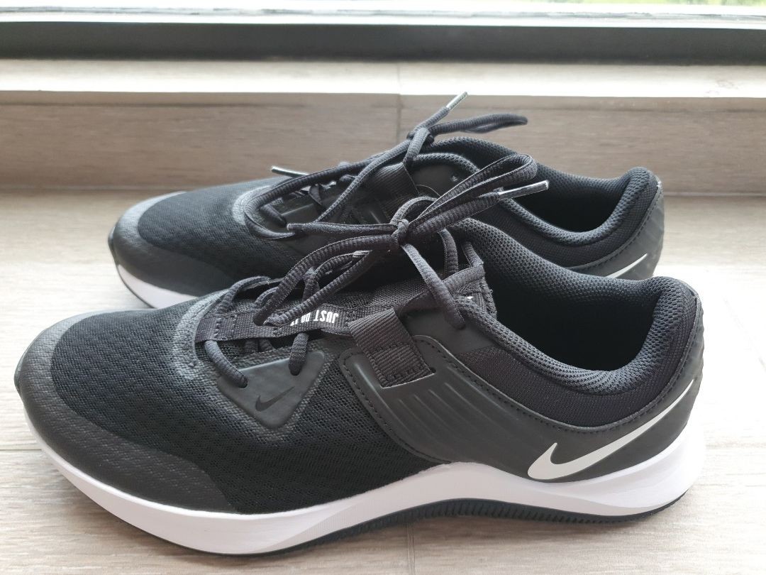 Nike mc runner store