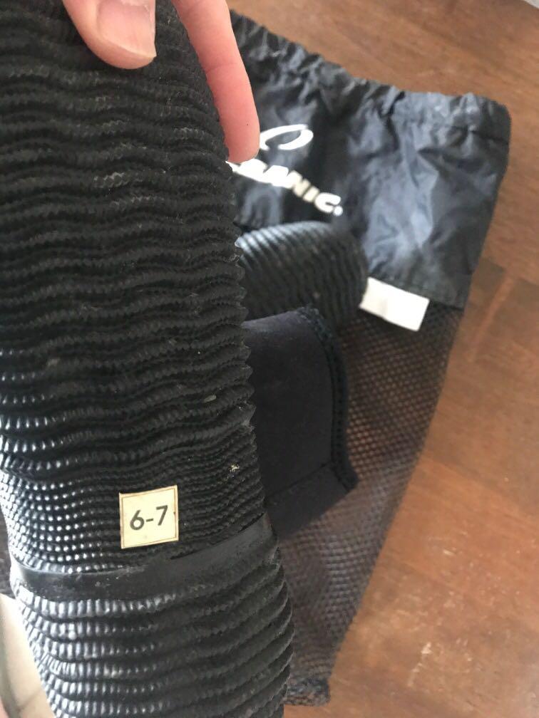 OCEANIC DIVING BOOTS, Sports Equipment, Sports & Games, Water Sports on