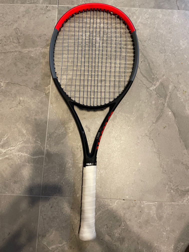 2015 Wilson Blade 98 18x20 Tennis Racket - excellent used condition 4 1/4 L2 