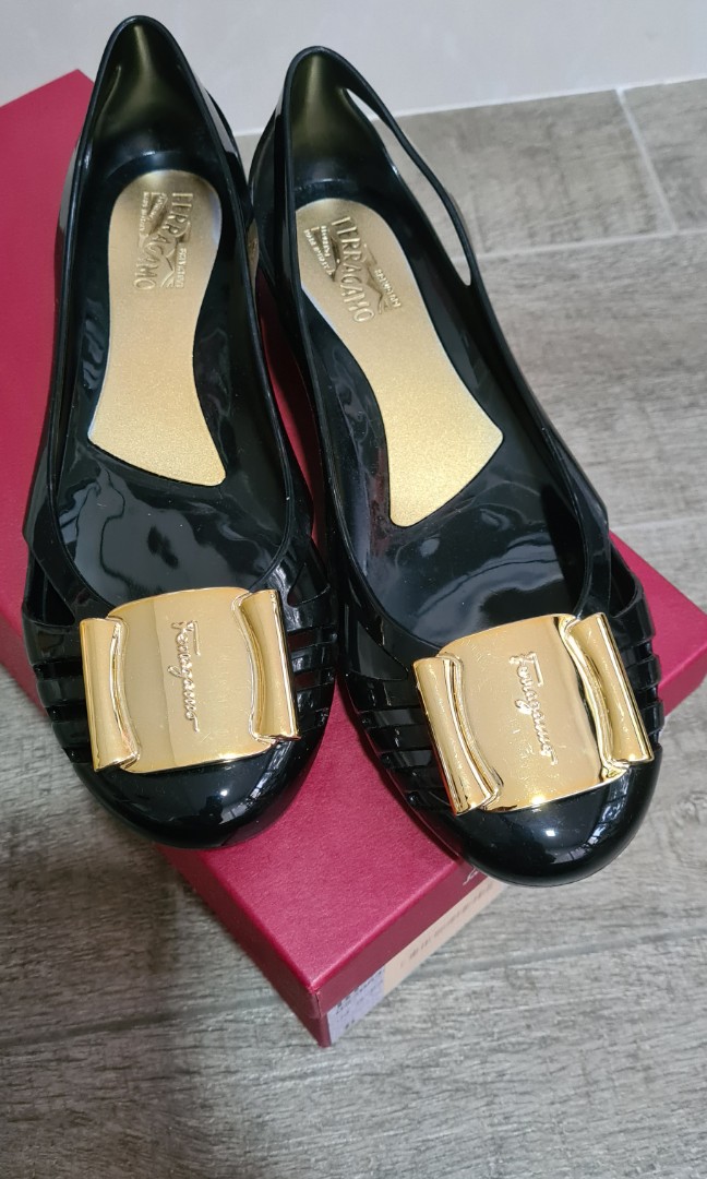 Harga flat shoes top salvatore ferragamo original