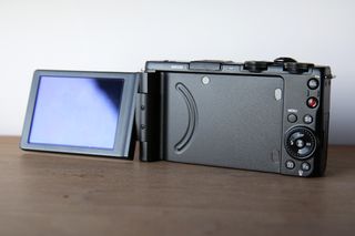 （分類：）位於 。 由 ape5354 提交（商品編號 1174591989，圖片 1）。簡介： 。