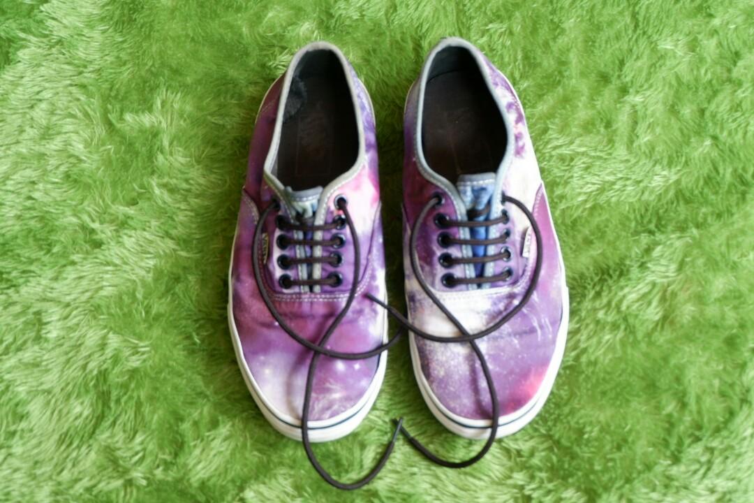 Vans galaxy hotsell hijau