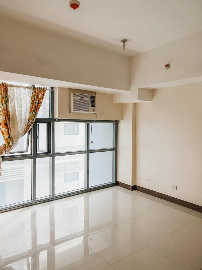 STUDIO UNIT FOR SALE AT THE VICEROY TOWER 1 MCKINLEY HILL TAGUIG