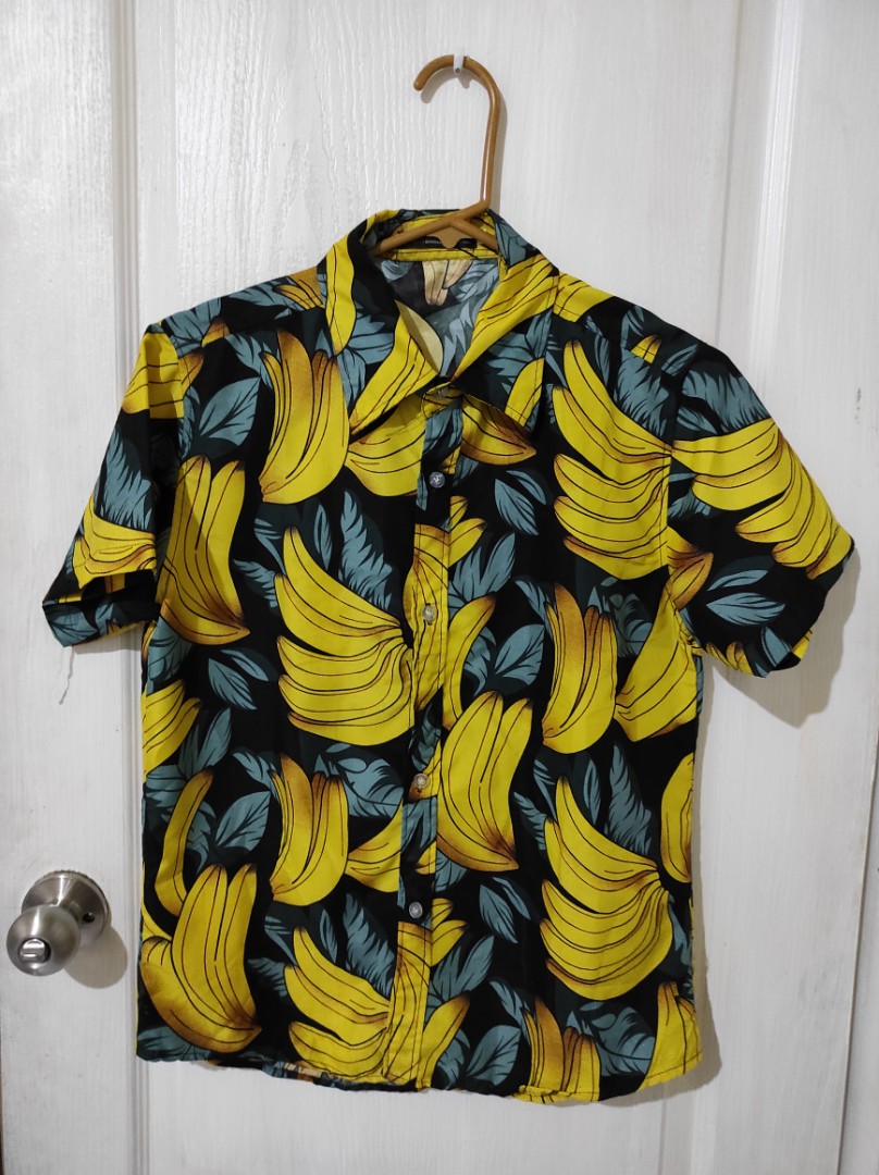Polo banana store