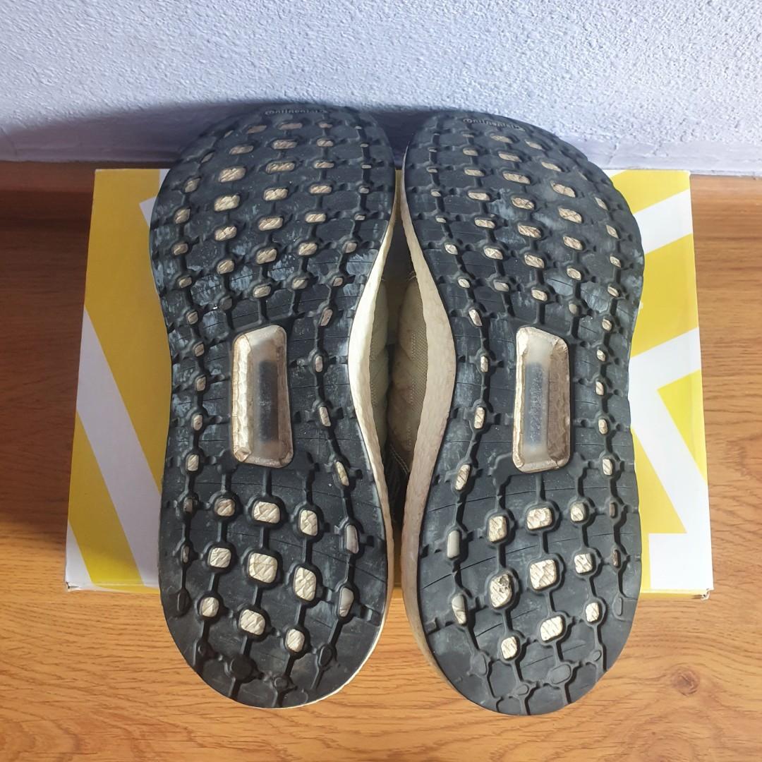 Ultra boost 19 outlet ice mint grey six