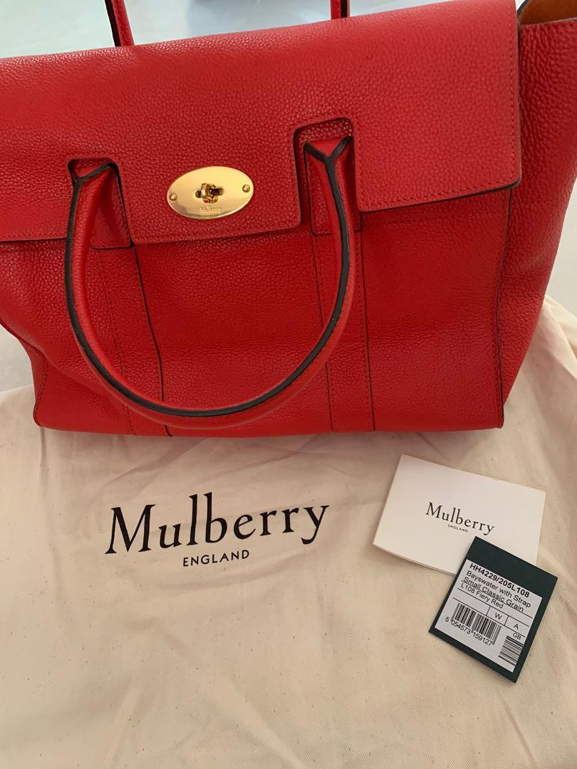 VGUC mulberry bayswater with strap small classic in fiery red