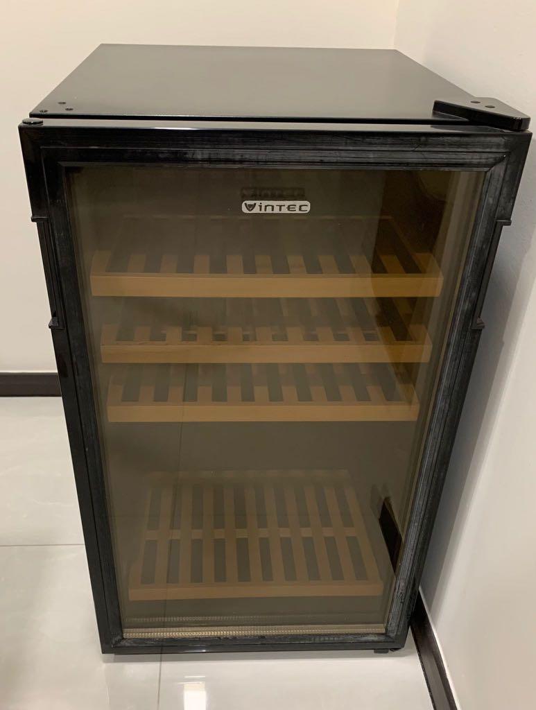 VINTEC V30SGME Wine Cellar / Chiller, TV & Home Appliances, Kitchen