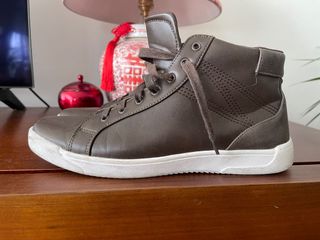 （分類：）位於 。 由 brandq 提交（商品編號 1174549786，圖片 1）。簡介： 。