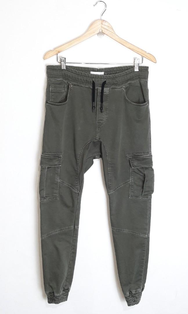 Cargo joggers sales zara