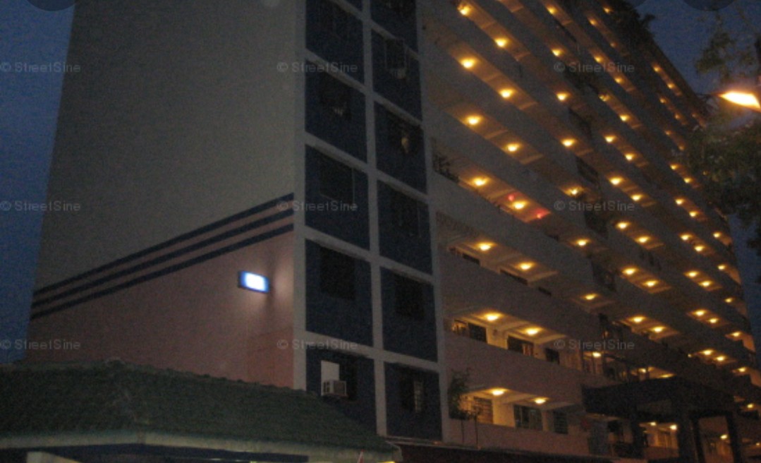 (Category: ) located in . Submitted by Longanzero (Listing ID 1174778529, Image 1). Description: .