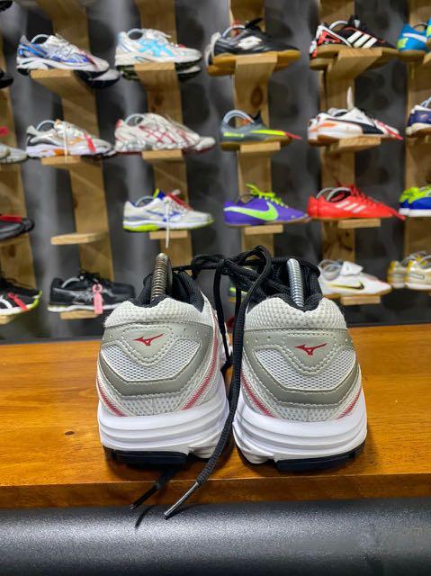 Mizuno uk store sales