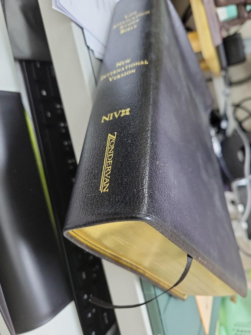 bible-niv-carousell