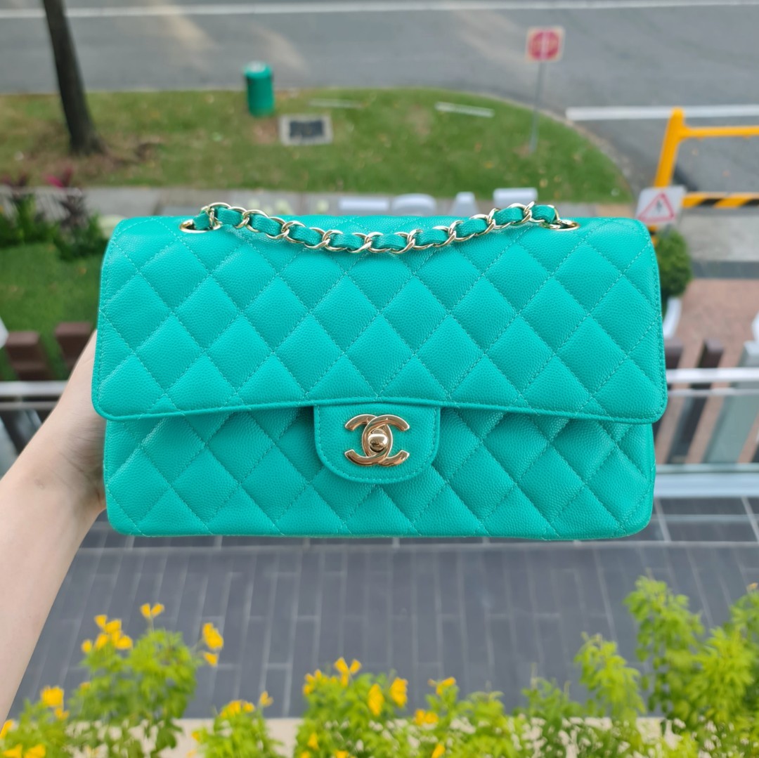 [SOLD] TURQUOISE CAVIAR CHANEL CLASSIC FLAP BAG MEDIUM CF 25CM 25 CM LGHW  LIGHT GOLD HARDWARE CHAMPAGNE CGHW BLUE GREEN TEAL / small jumbo 23cm 23  mini, Luxury, Bags & Wallets on Carousell