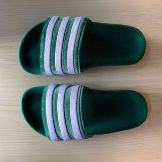 (Category: ) located in . Submitted by BeeeQ (Listing ID 1174756414, Image 1). Description: .