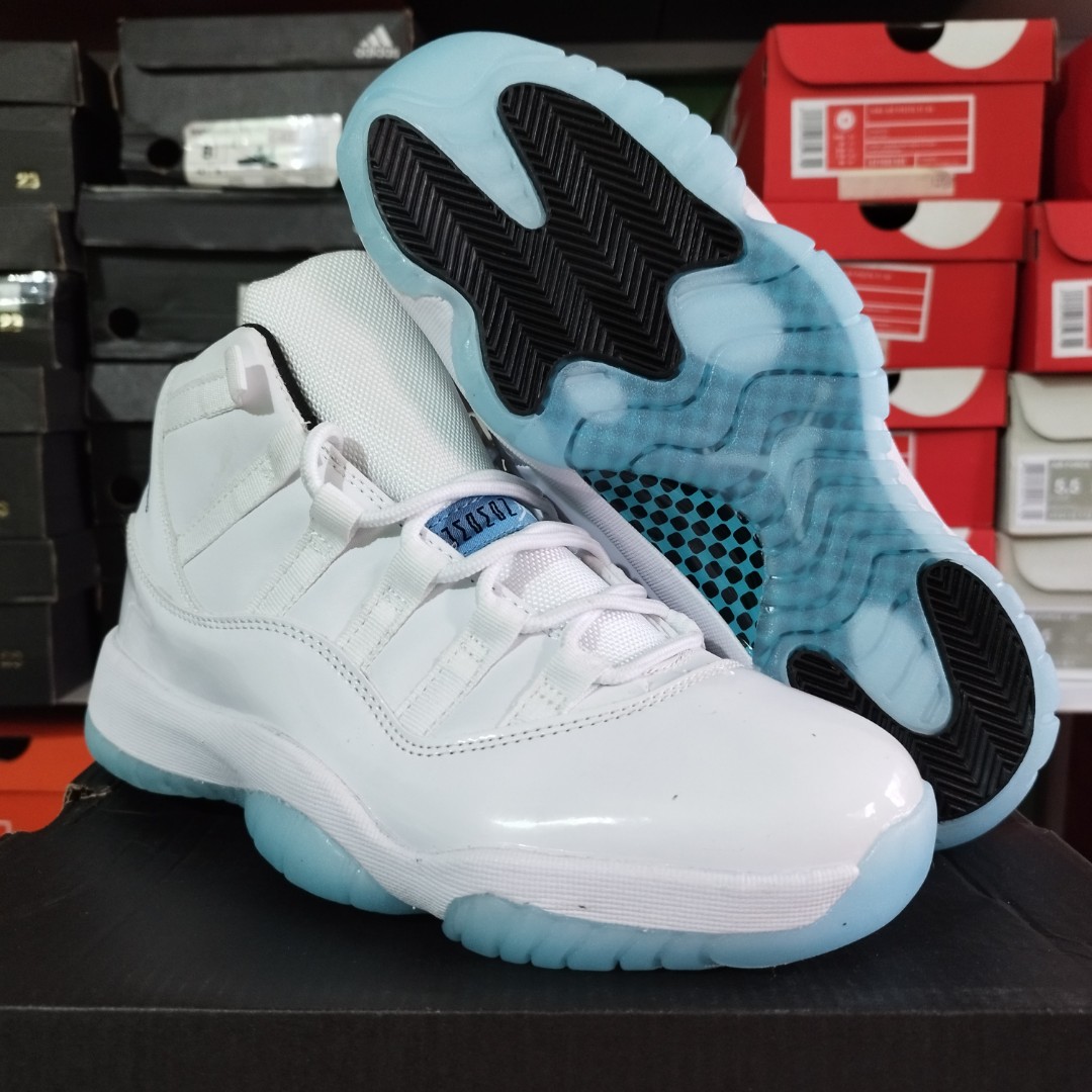 jordan 11 white black red